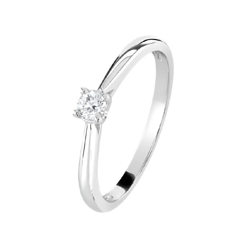 Ladies broad gleam rings -0.15ct Round Brilliant Cut Diamond Solitaire Platinum Ring