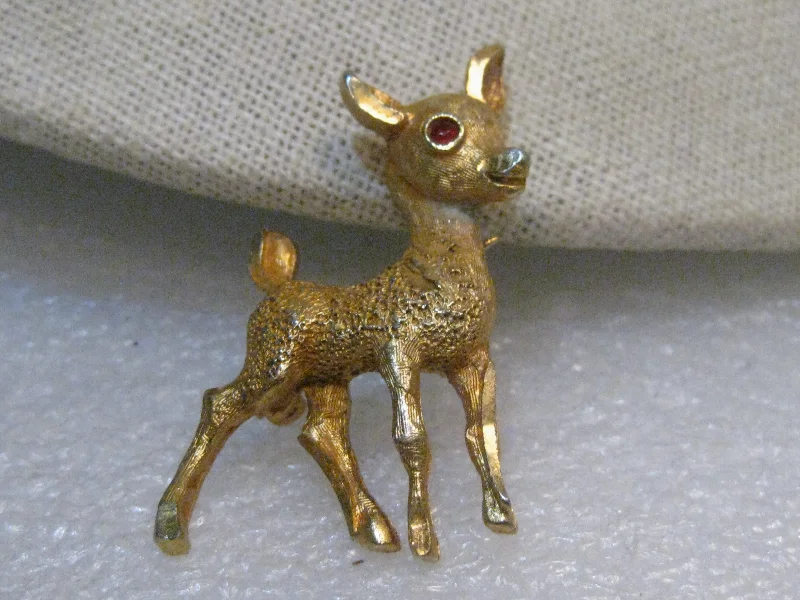 animal motif brooch for women -Vintage Reindeer Brooch, BSK, Rhinestone Eye, Gold Tone 1960's,