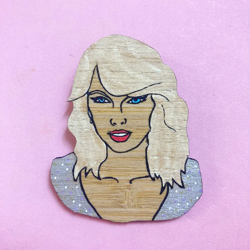 mosaic design brooch for women -Brooch: Taylor Swift