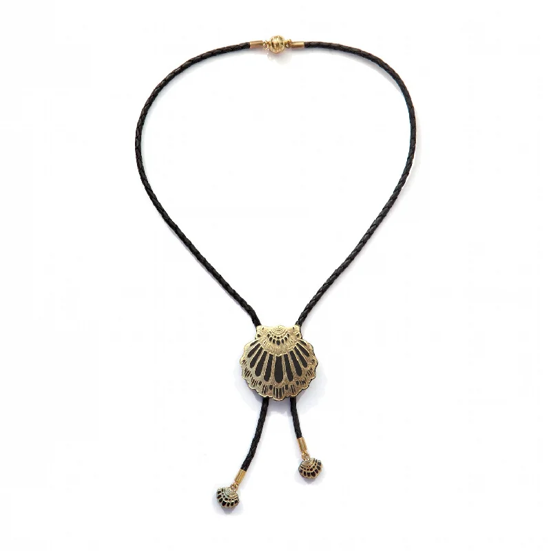 minimalist curve necklaces for women -FAN CLAM BOLA . necklace