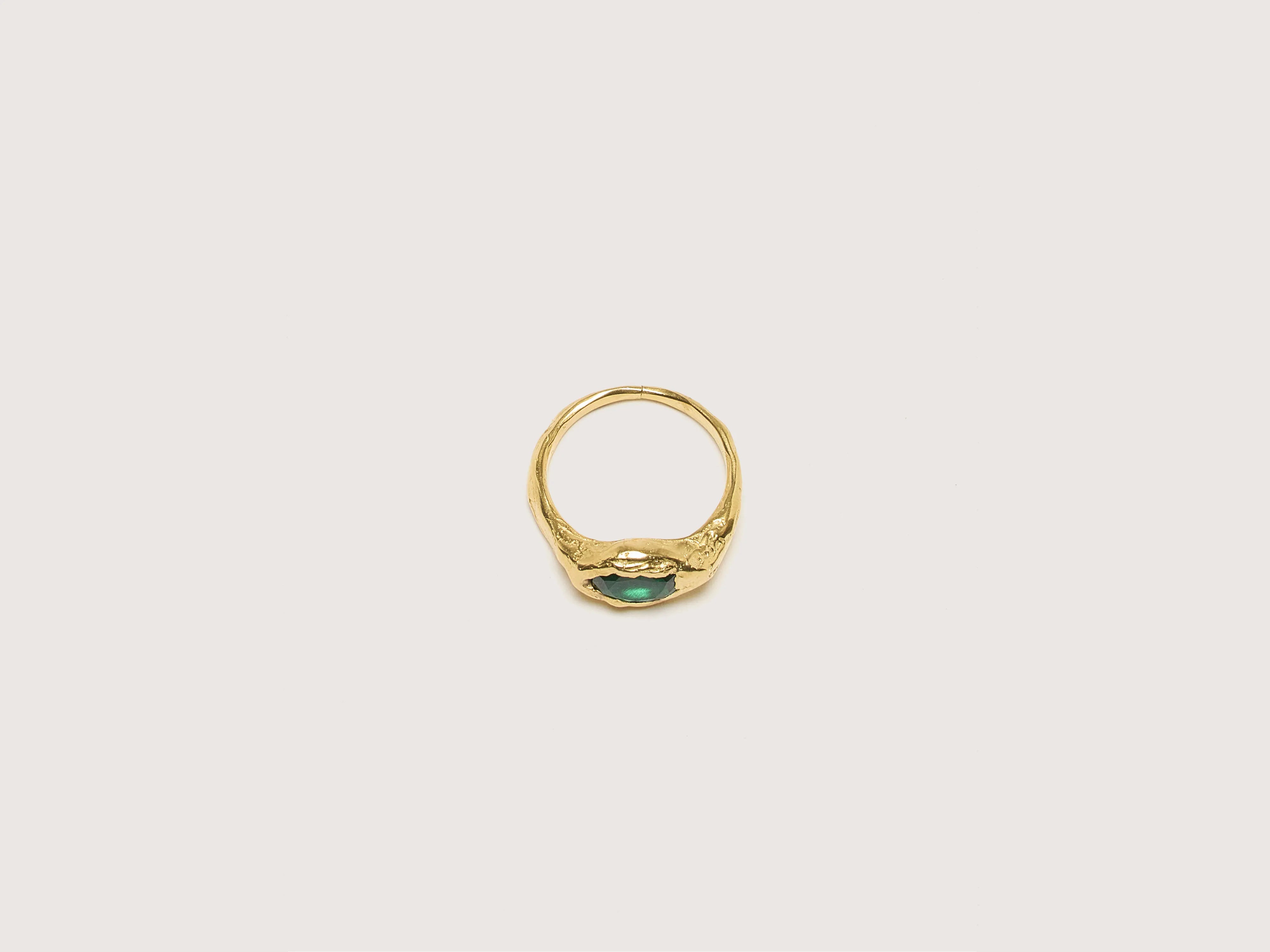 Ladies heritage grace rings -Faro Gold Ring (242 / W / EMERALD)