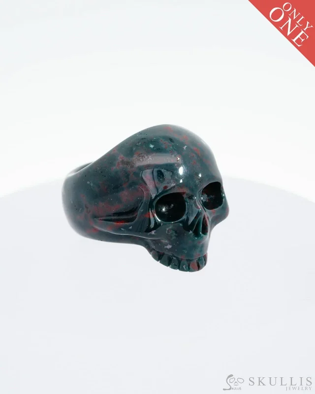 Ladies jet onyx rings -Gem Skull Ring of Bloodstone Carved Skull, US size 9 - 9500128