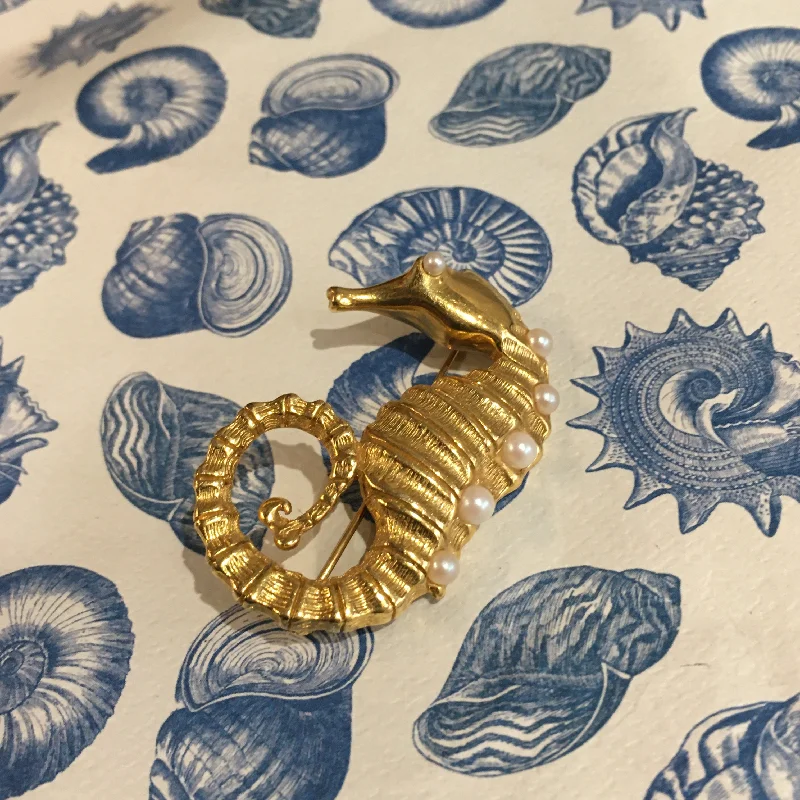 twisted design brooch for women -Seahorse gold Pearl Brooch