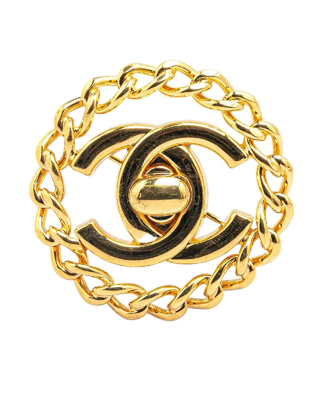 animal motif brooch for women -Gold Plated Chain Brooch with CC Turn Lock Design