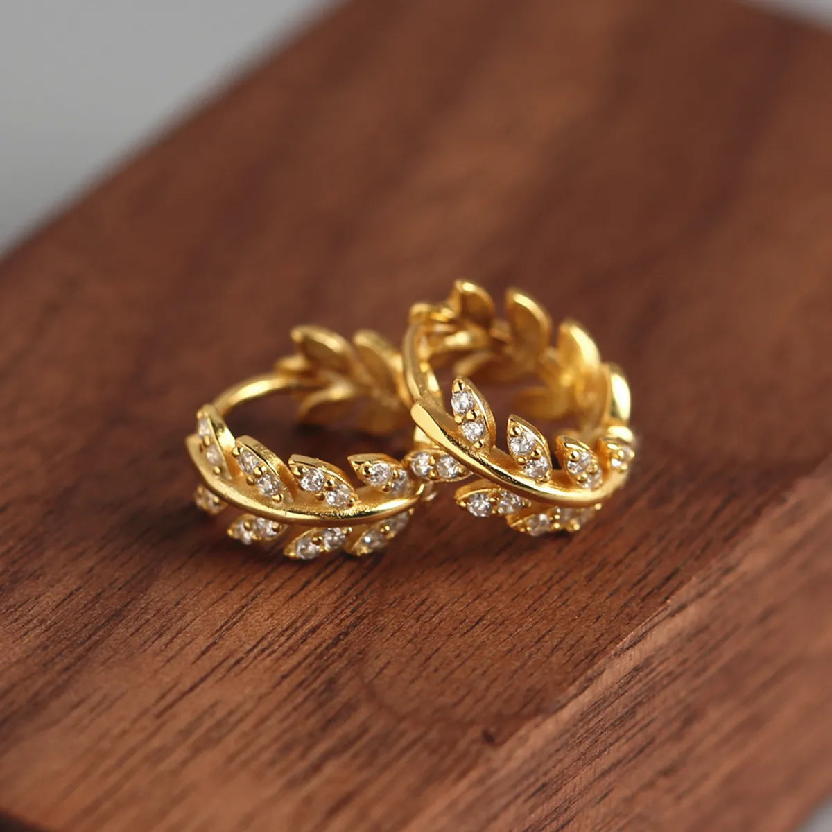 Yellow Gold (One Pair Price)