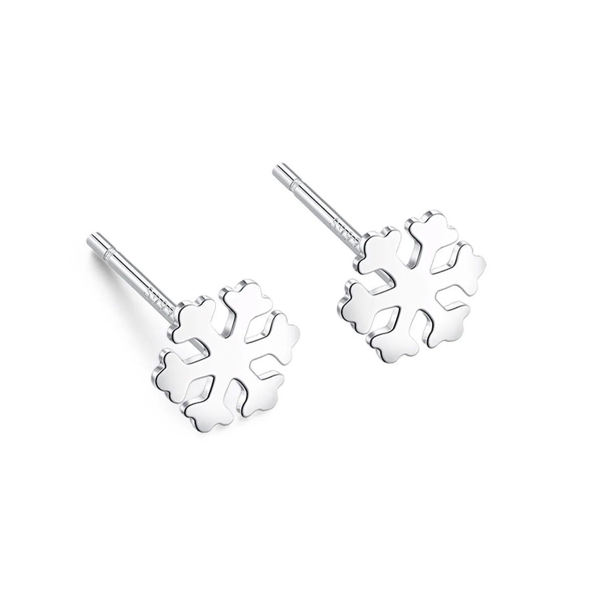 Snowflake ear stud