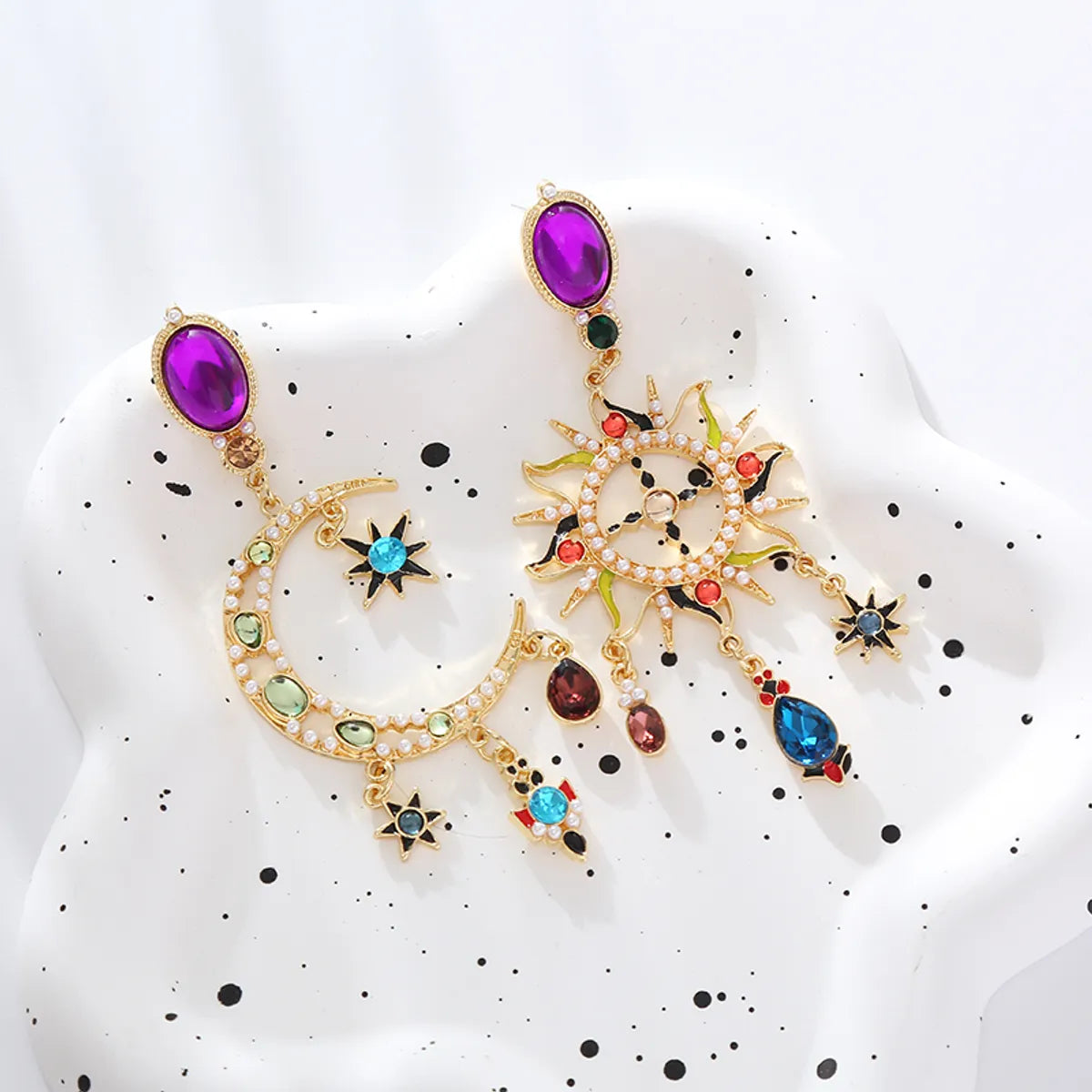 Cozy glow earrings -1 Pair Elegant Luxurious Sun Moon Plating Inlay Alloy Artificial Pearls Resin Rhinestones Gold Plated Drop Earrings