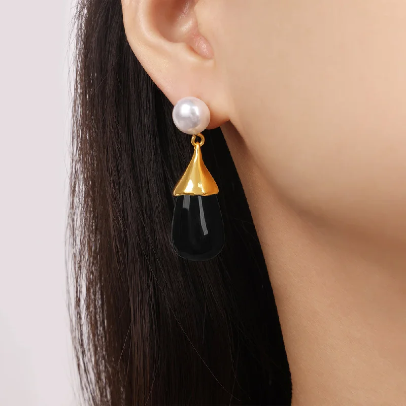 F1119-Gold Black Resin Earrings