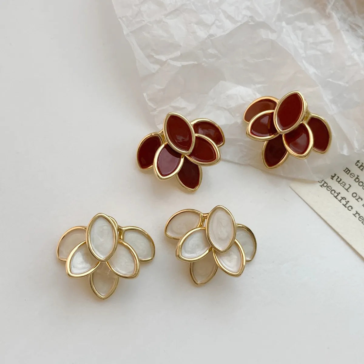 Soft satin earrings -1 Pair Simple Style Classic Style Petal Enamel Copper 18K Gold Plated Ear Studs