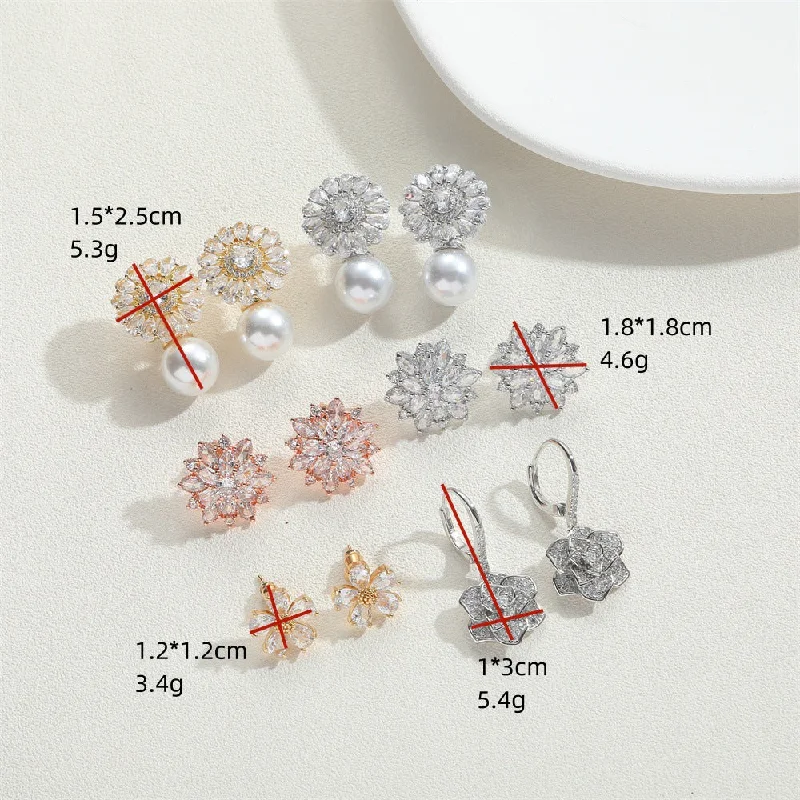 Pixie glow earrings -Cross-border hot-selling light luxury retro flower pendant earrings, niche versatile ins, trendy high-end earrings and accessories