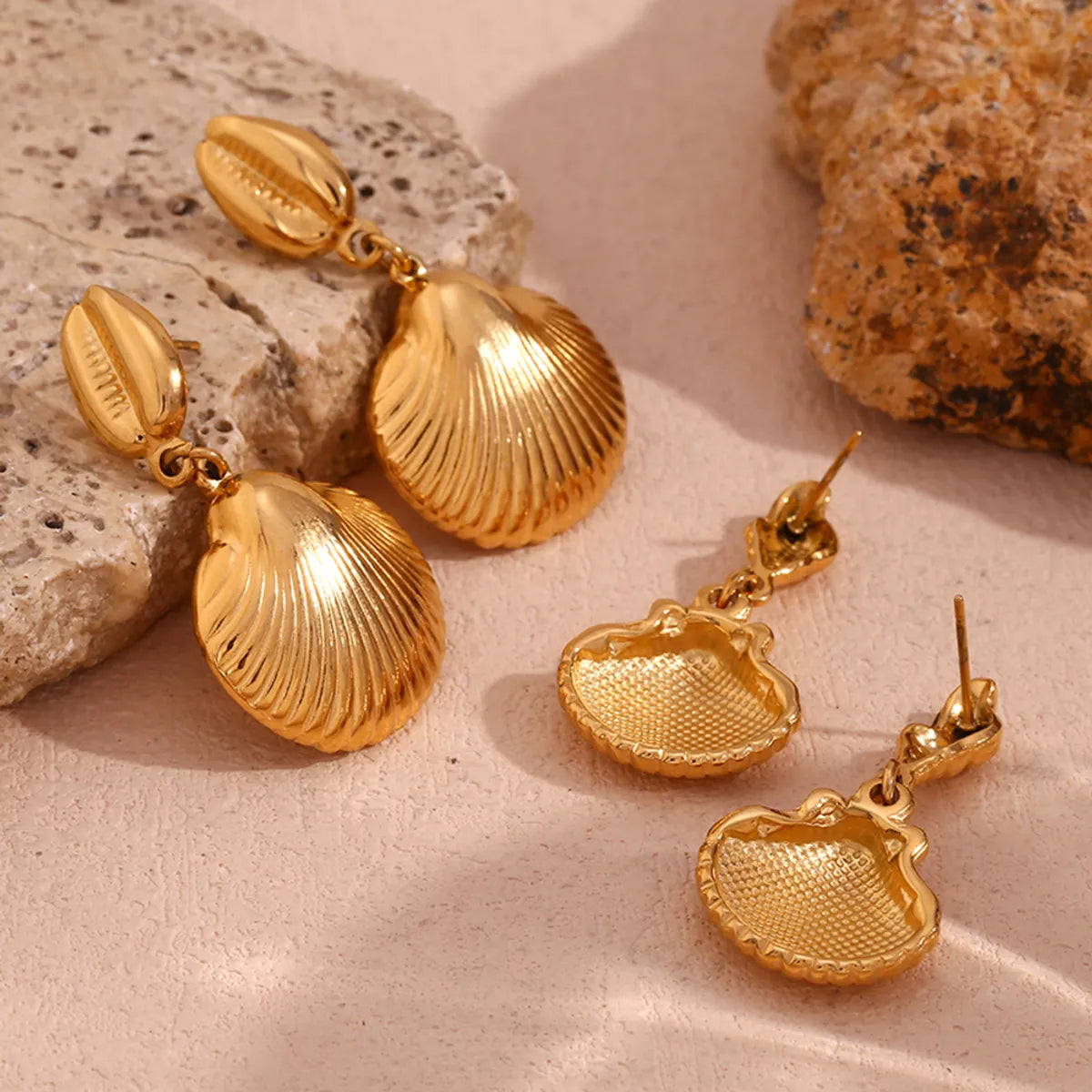 Sleek deco earrings -1 Pair Vintage Style Simple Style Classic Style Conch Shell Plating Stainless Steel 18k Gold Plated Drop Earrings