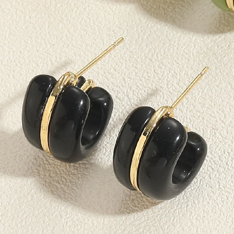 ES2340-3 Black Resin C-Shaped Earrings