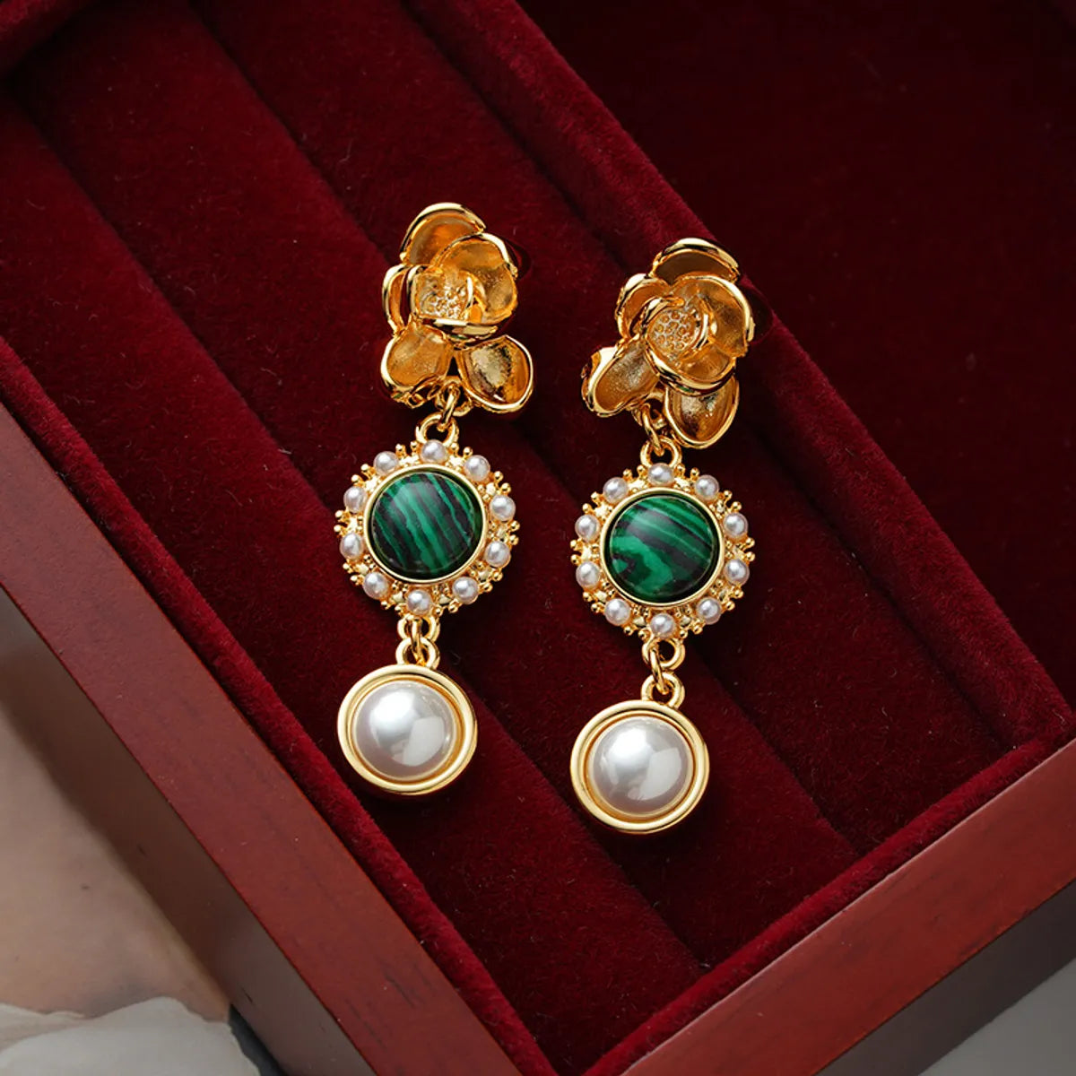 Connection glow earrings -1 Pair Elegant Vintage Style Flower Inlay Copper Artificial Pearls Malachite 18K Gold Plated Drop Earrings