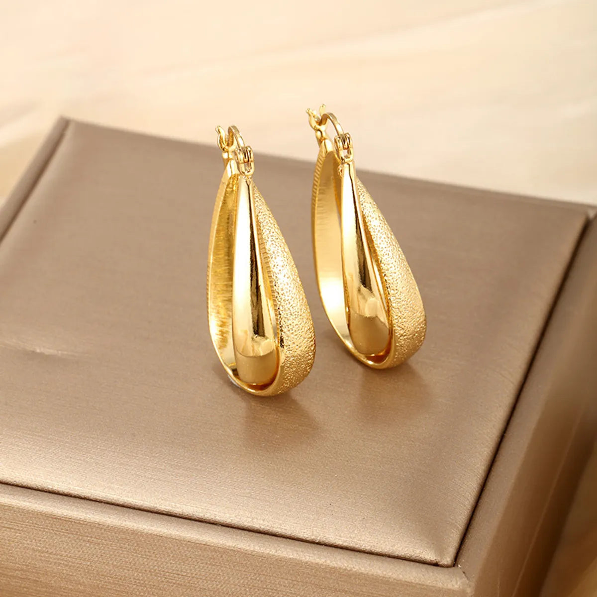 Night star earrings -1 Pair Retro XUPING Simple Style Solid Color Plating Copper 18K Gold Plated Earrings