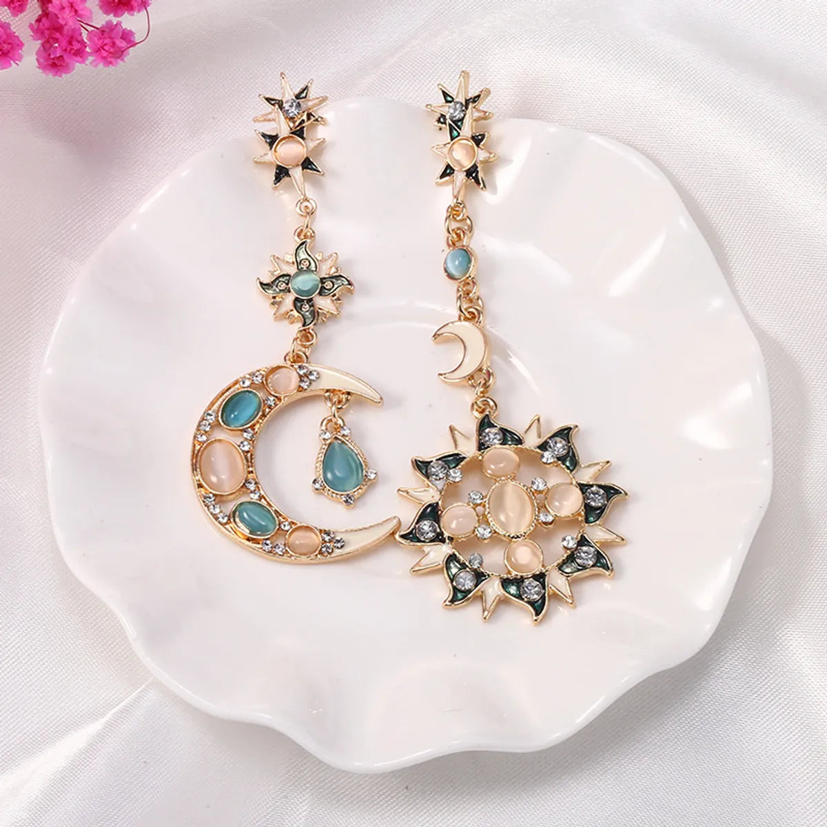 Pony stride earrings -Elegant Glam Star Moon Water Droplets Alloy Inlay Rhinestones Opal Women's Drop Earrings