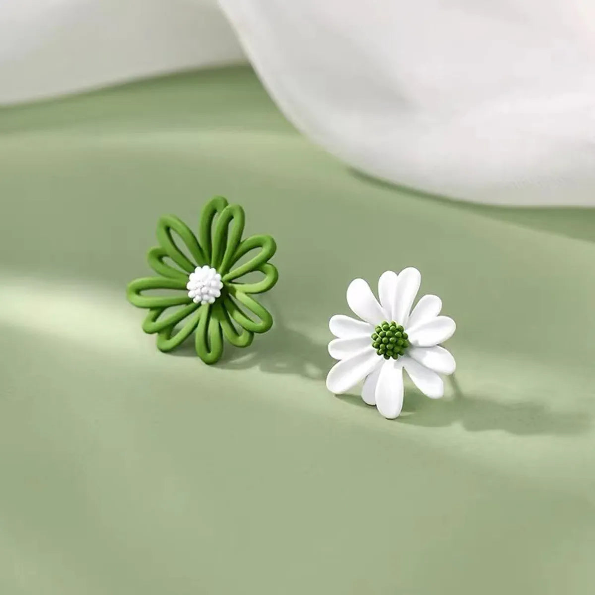 Earthy timber earrings -1 Pair Sweet Simple Style Flower Arylic Sterling Silver Ear Studs