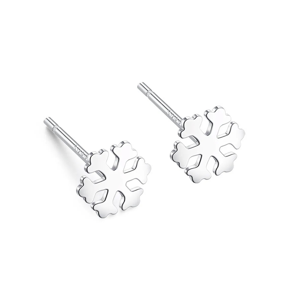 Snowflake ear stud