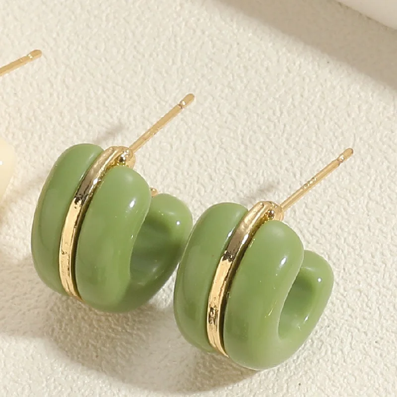 ES2340-2 Green Resin C-Shaped Earrings