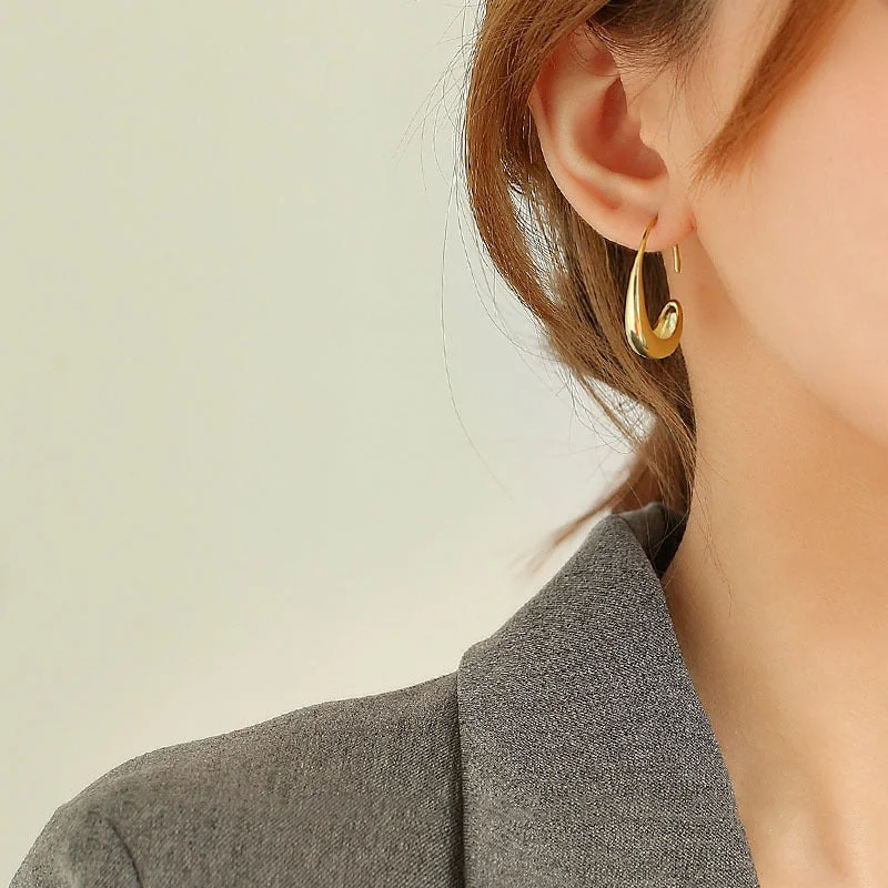 Festive dazzle earrings -1 Pair Simple Style C Shape Plating Copper 18k Gold Plated Earrings