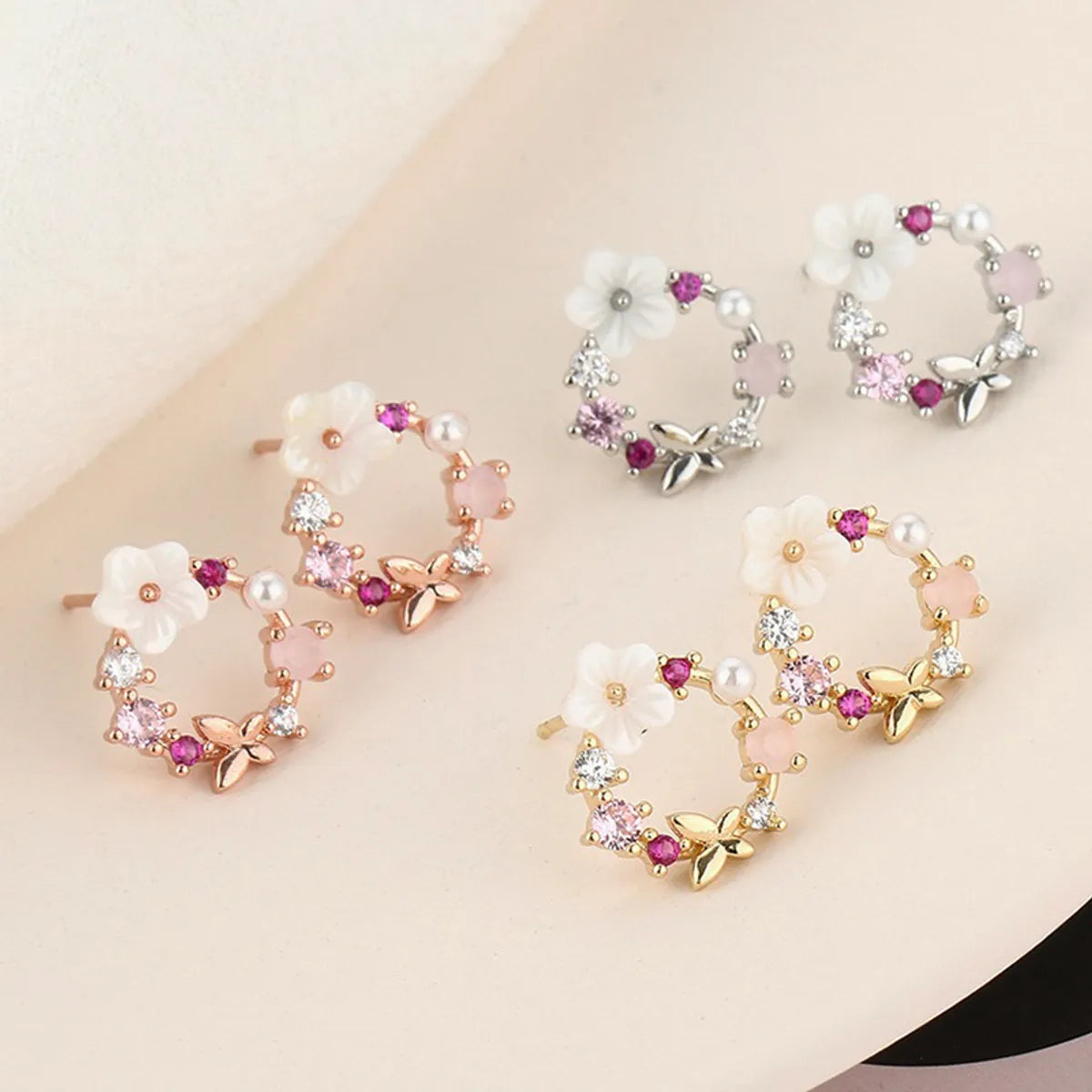 Void sparkle earrings -1 Pair Casual Sweet Flower Plating Inlay Copper Rhinestones Pearl Ear Studs