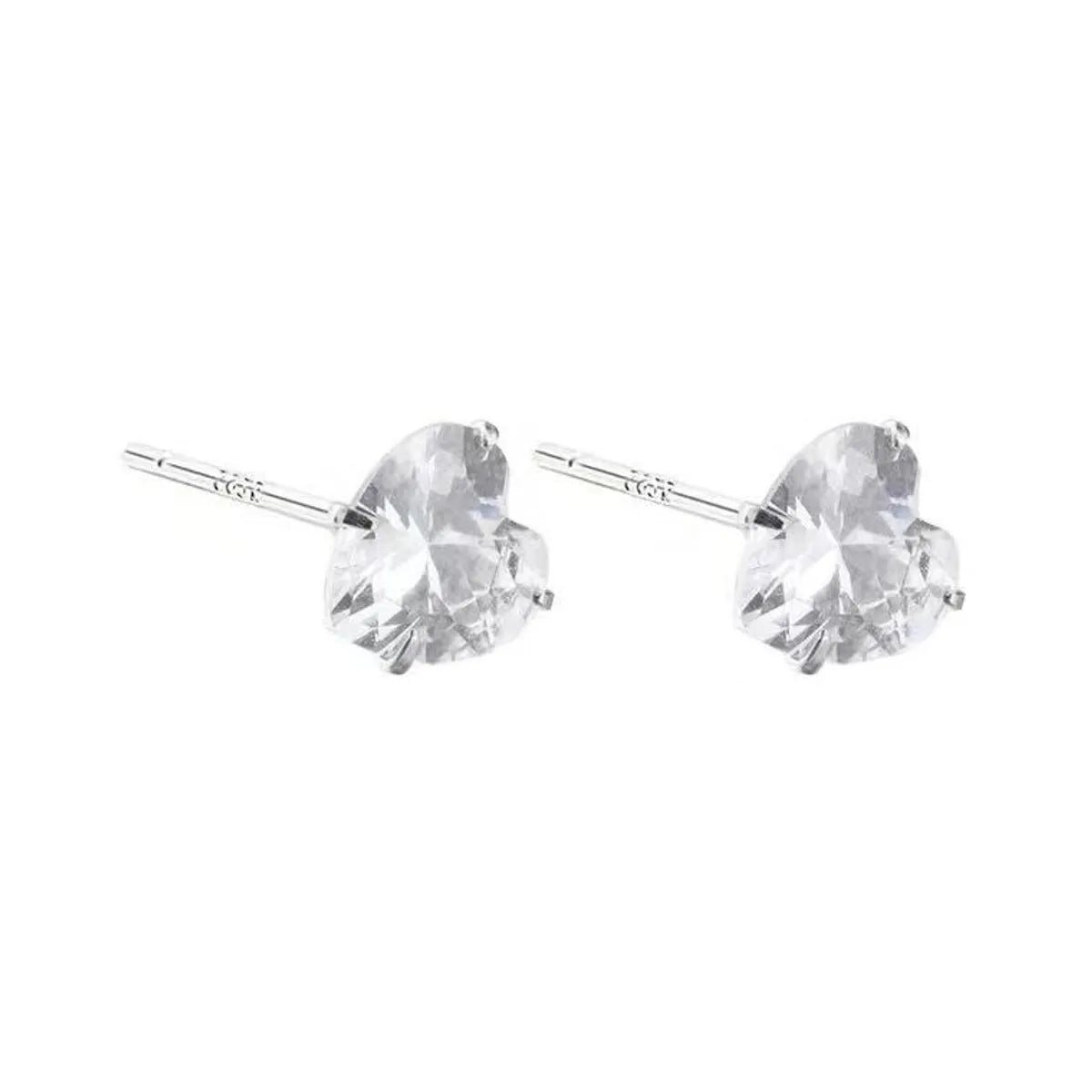 4mm Loving Heart Zircon Stud Earrings