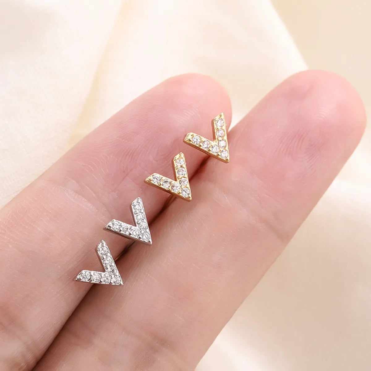 Jet onyx earrings -Fashion Letter Copper Inlay Zircon Ear Studs 1 Pair