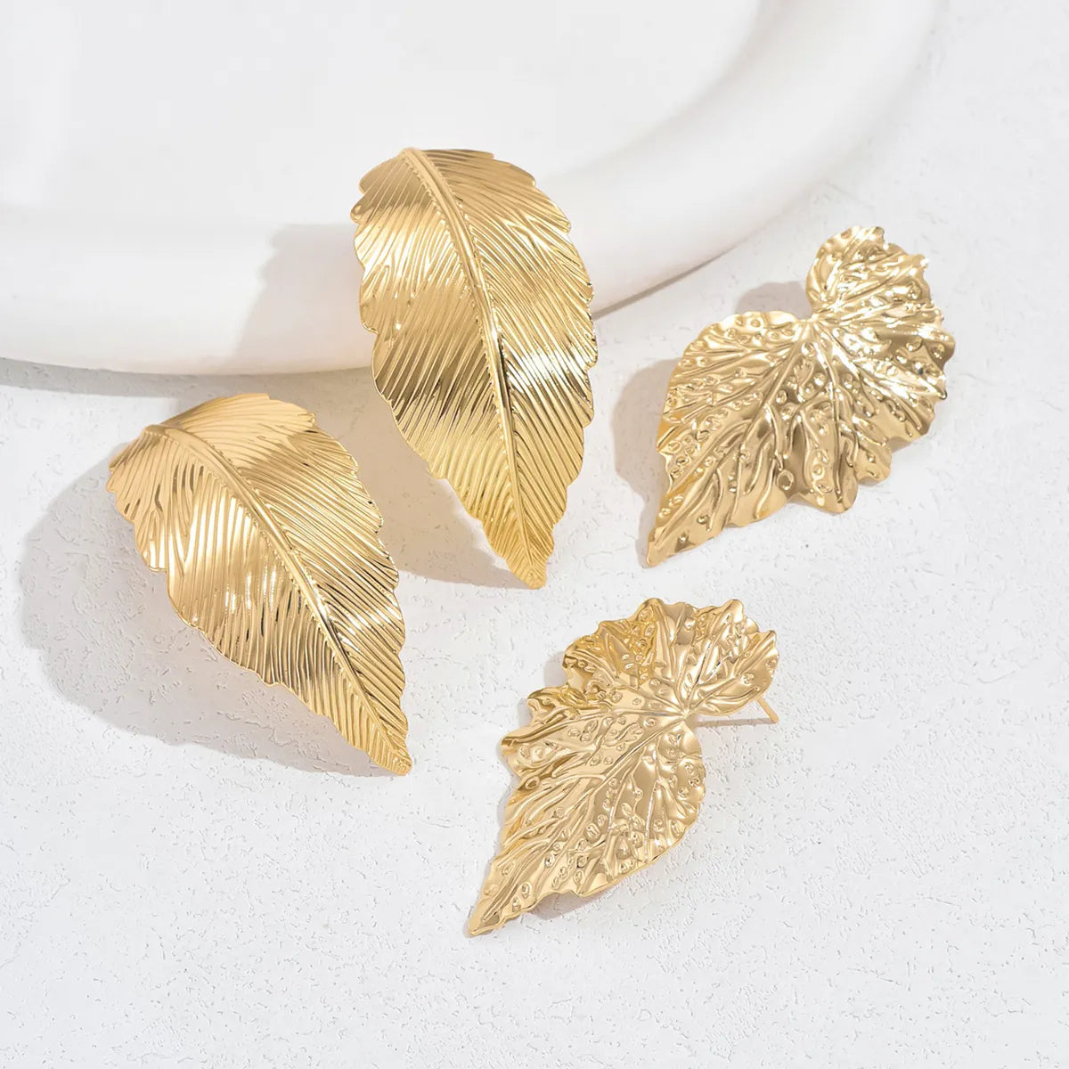 Clasp gleam earrings -1 Pair IG Style Leaves Plating Alloy Ear Studs