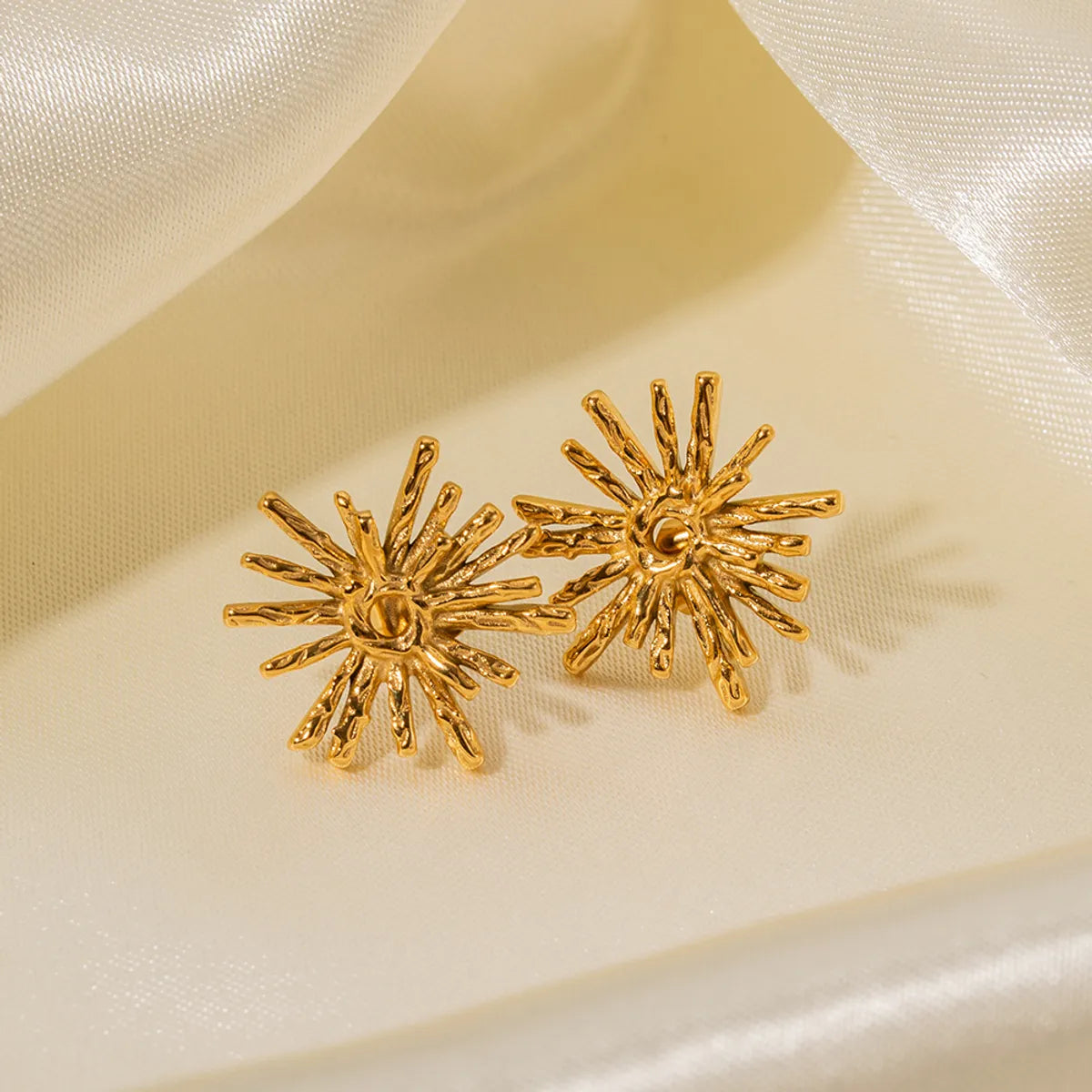 Jet onyx earrings -1 Pair Ig Style Simple Style Flower Plating Stainless Steel 18k Gold Plated Ear Studs