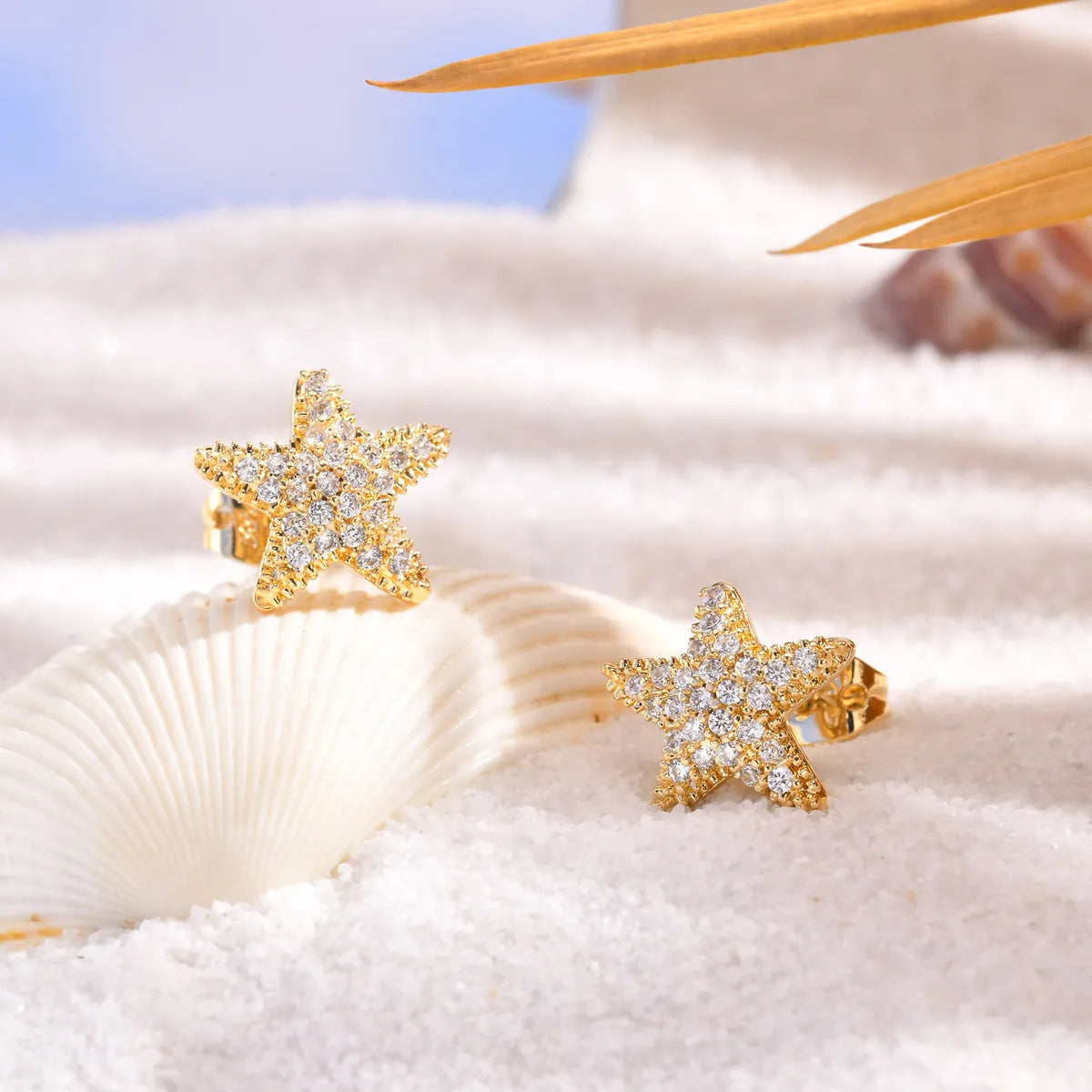 Day glow earrings -1 Pair Marine Style Shiny Starfish Plating Inlay Copper Zircon 18K Gold Plated Ear Studs